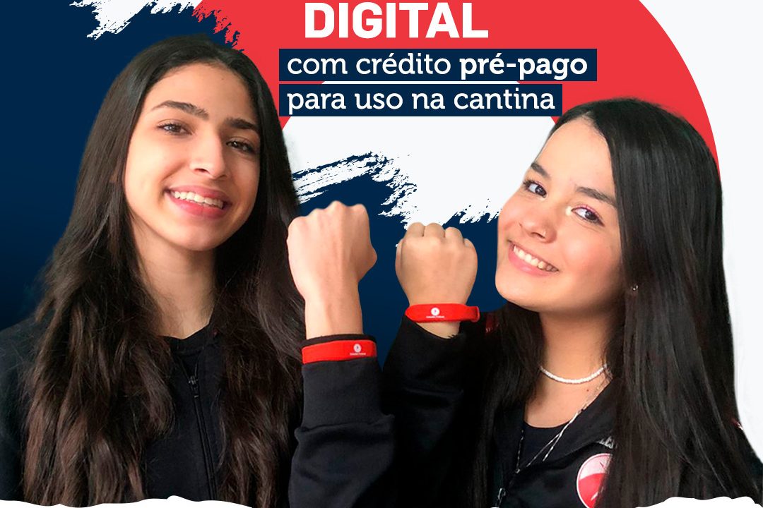 Com a proibição do uso de celulares na escola, a Celestin Freinet reforça a importância de os alunos terem a pulseira digital com crédito pré-pago para consumo na cantina. Ela pode ser adquirida após inserir o crédito mínimo de R$ 50,00, direto pelo https://lojacelestin.com.br/ ou pessoalmente, na escola, e preencher o cadastro do aluno na secretaria. Essa ferramenta digital facilita muito o consumo na cantina, evitando filas e problemas com trocos, além de permitir que a família acompanhe os itens comprados pelo aluno e o saldo disponível, através do aplicativo da escola. A pulseira não tem custo nenhum, apenas no caso de perda será necessário pagar uma taxa de R$50,00, para a reposição. Importante lembrar que a cantina só aceitará pagamentos com a pulseira, cartão físico ou dinheiro. O valor creditado na pulseira estará disponível 24 após a recarga. Não deixe para aquirir a pulseira e inserir os créditos em cima da hora.